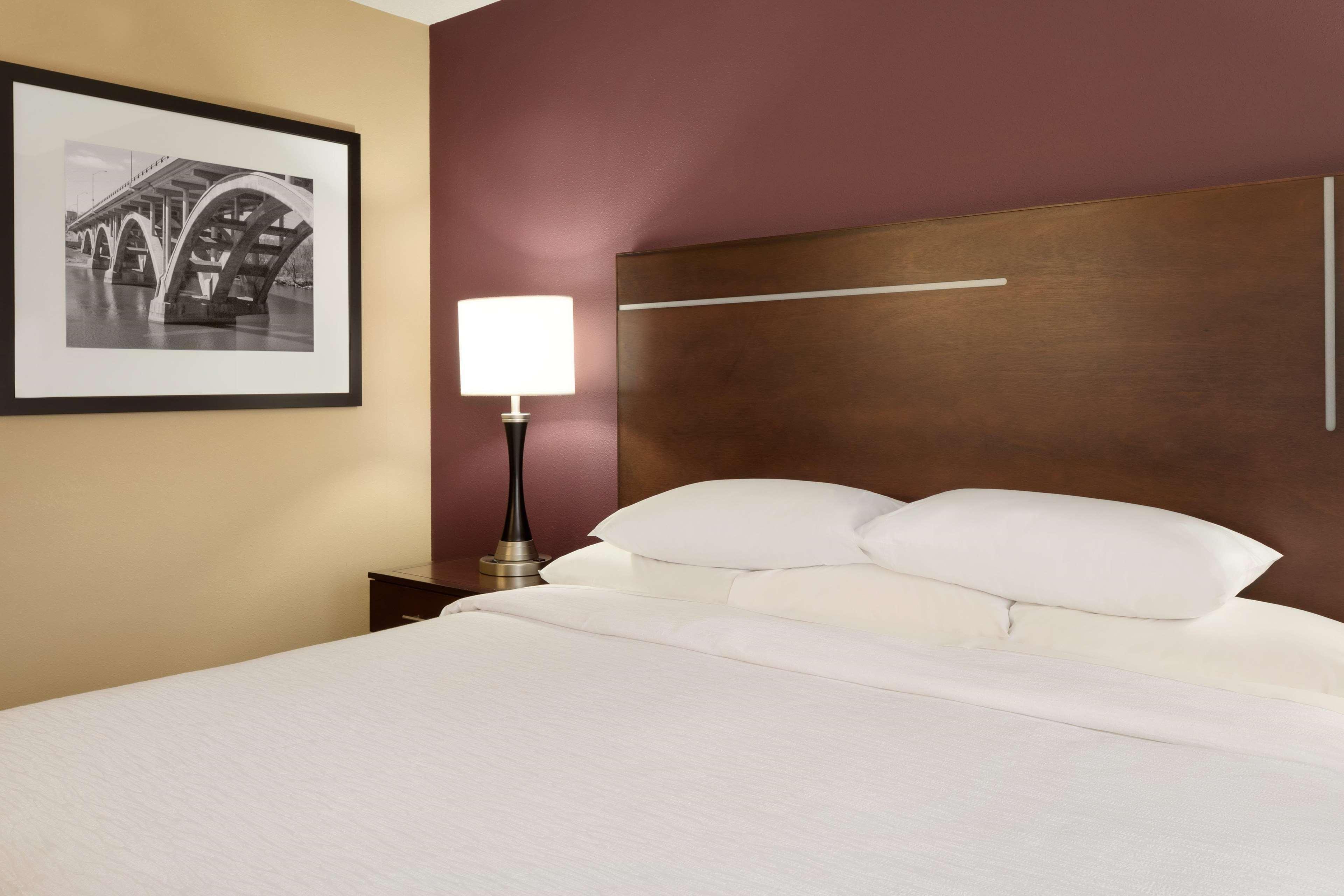 Embassy Suites Des Moines Downtown Zewnętrze zdjęcie