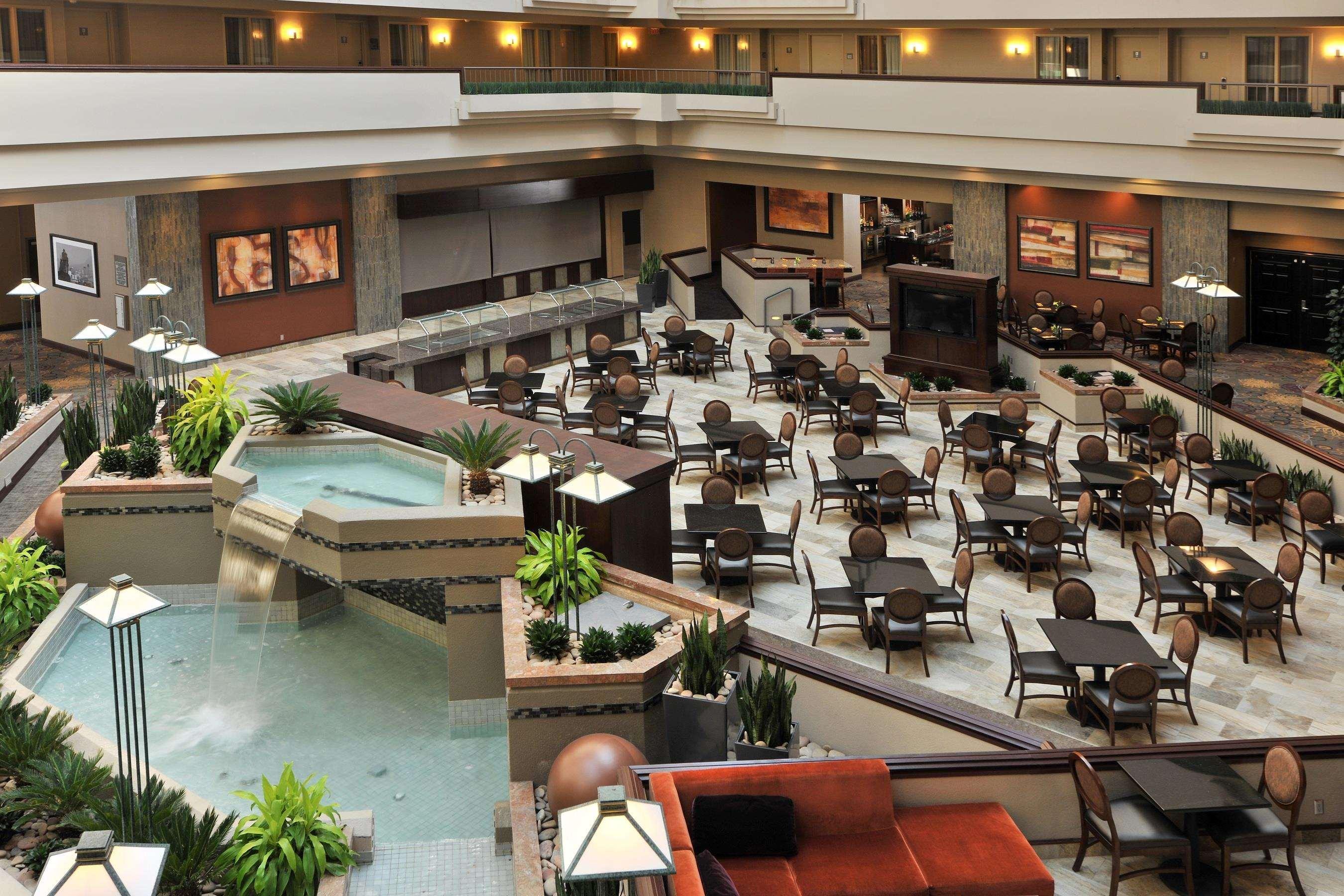 Embassy Suites Des Moines Downtown Zewnętrze zdjęcie