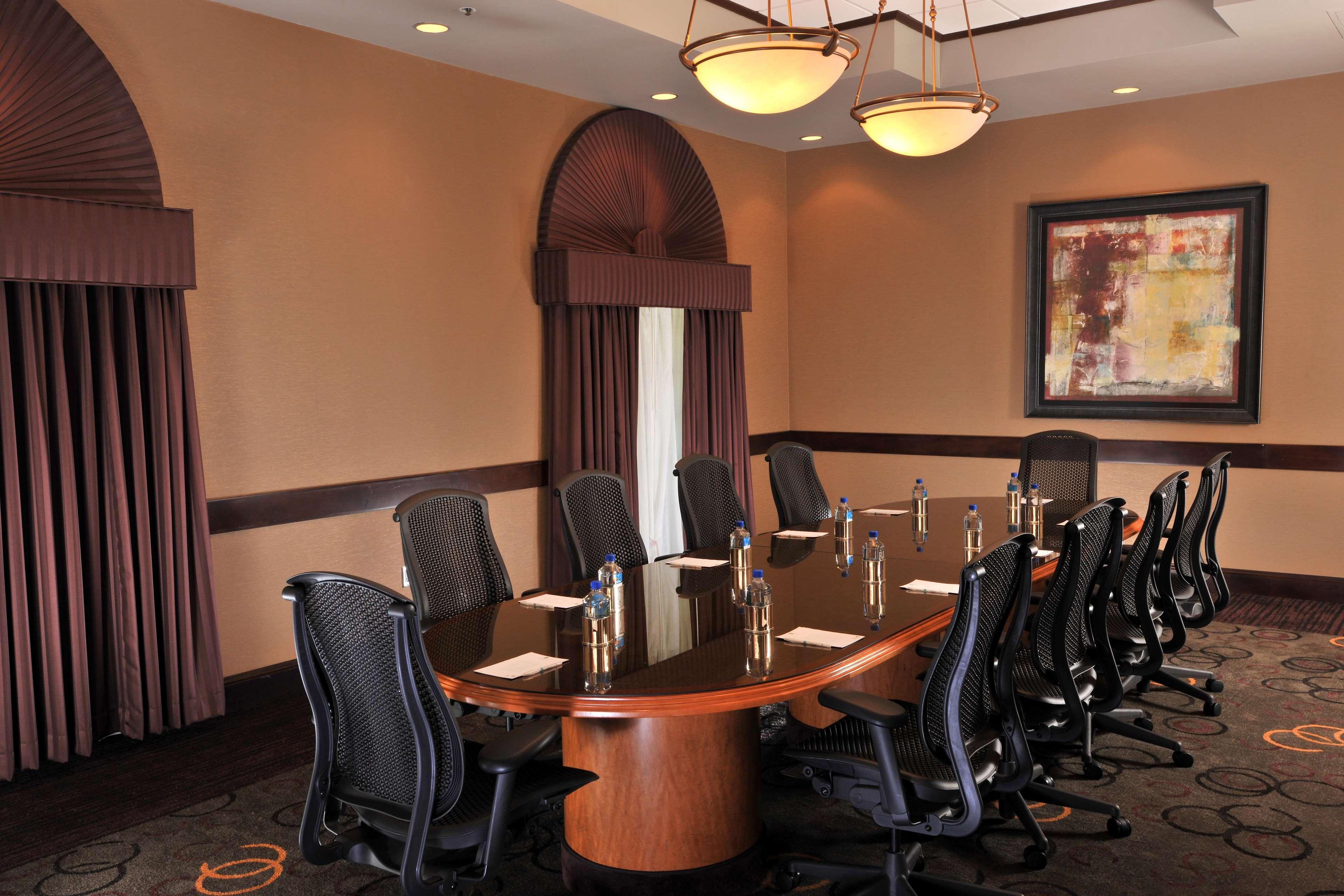 Embassy Suites Des Moines Downtown Zaplecze biznesowe zdjęcie