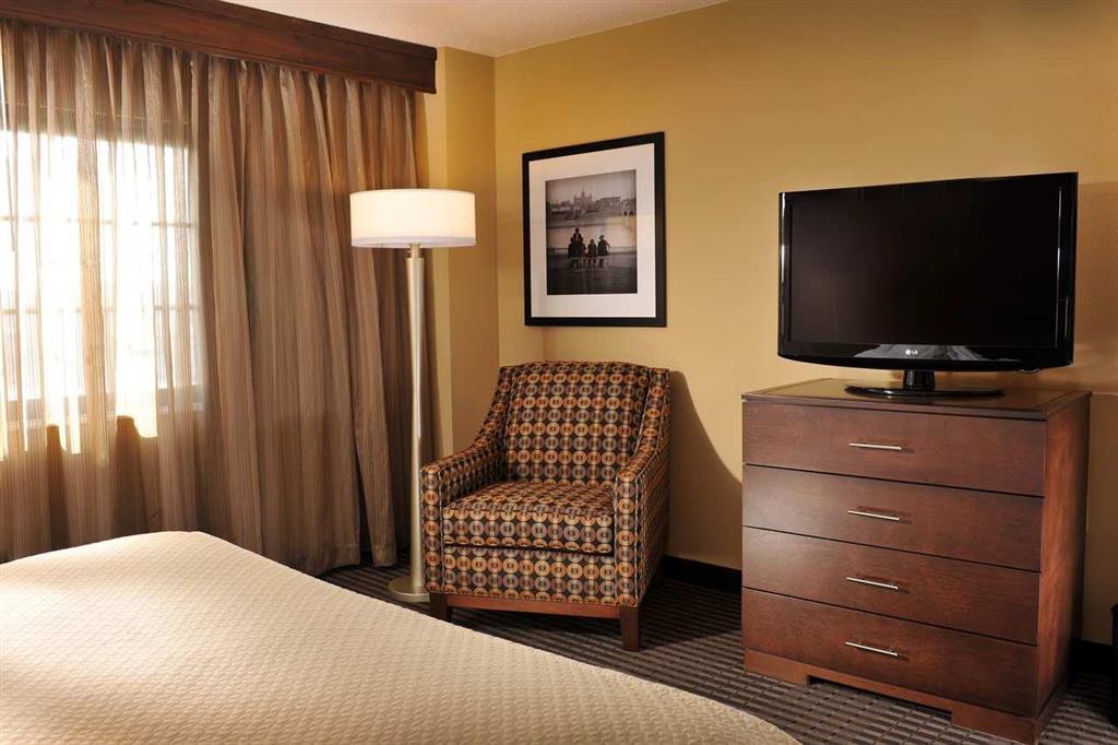 Embassy Suites Des Moines Downtown Pokój zdjęcie
